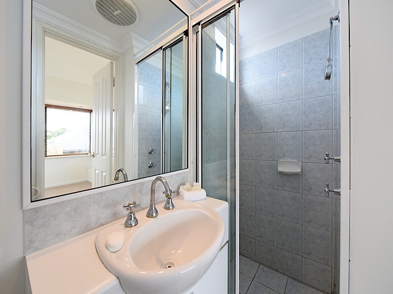 15/42 Burns Street, North Fremantle WA 6159