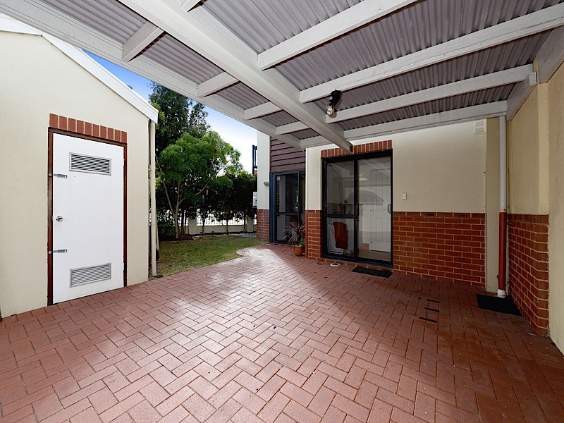 15/42 Burns Street, North Fremantle WA 6159