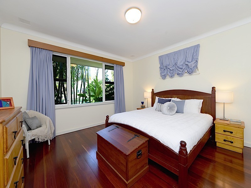 7 Caithness Road, Floreat WA 6014