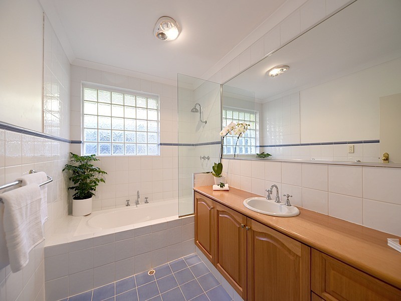 7 Caithness Road, Floreat WA 6014