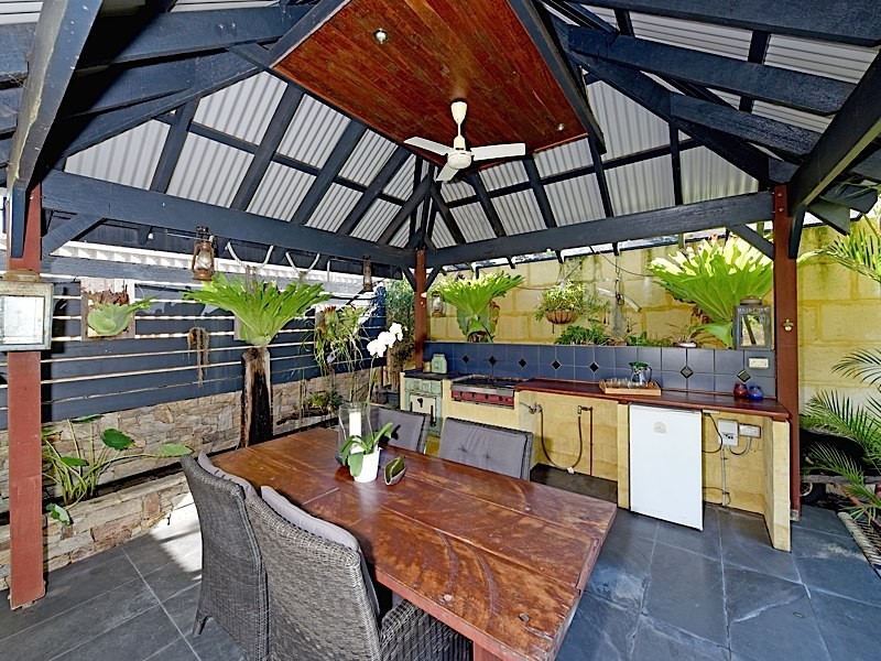 7 Caithness Road, Floreat WA 6014