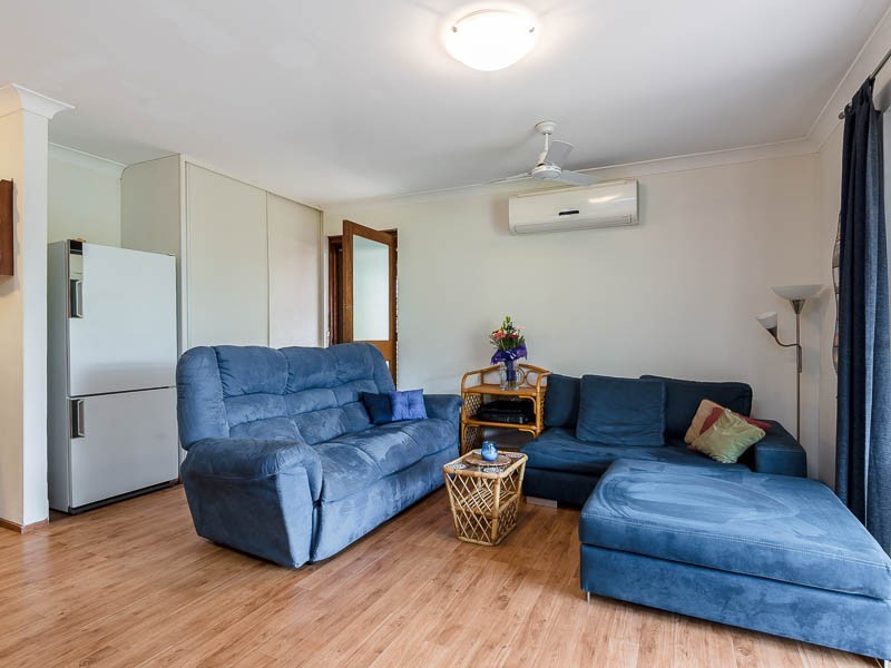 18 Tremont Place, Craigie WA 6025