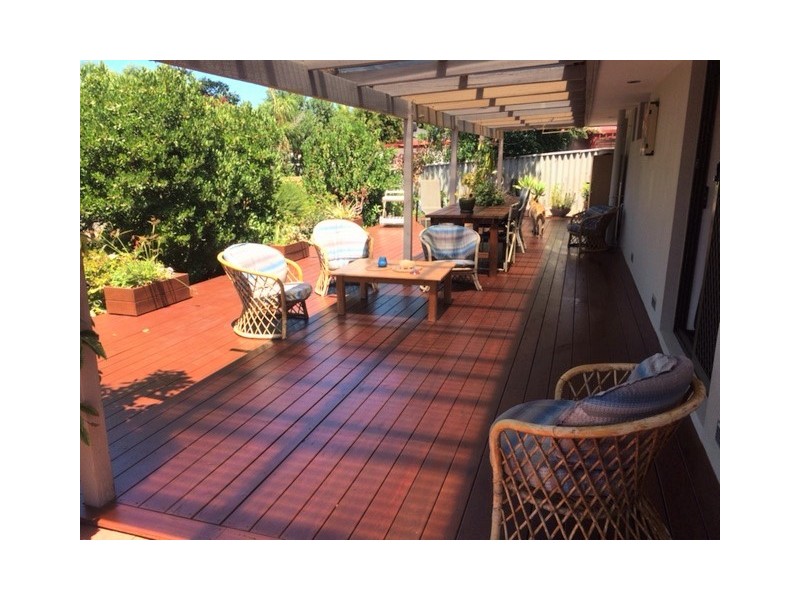 18 Tremont Place, Craigie WA 6025