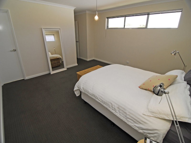 3/4 Langley Place, Innaloo WA 6018