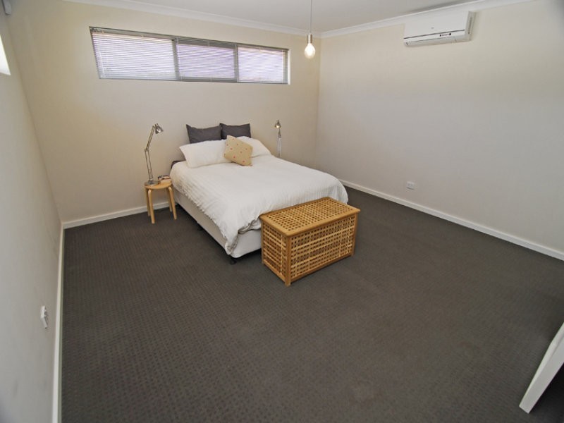 3/4 Langley Place, Innaloo WA 6018