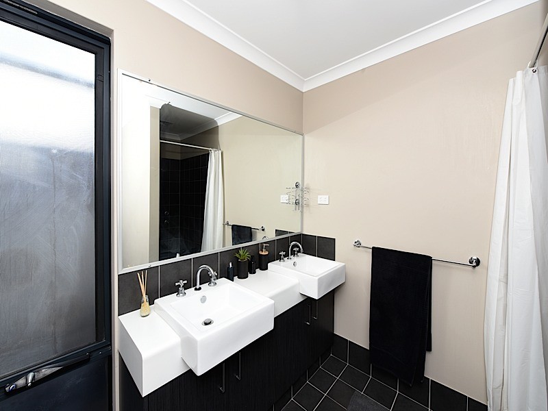 30A Valentine Avenue, Dianella WA 6059