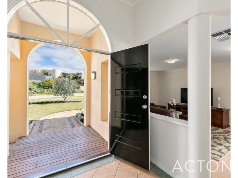 19 Richardson Road, Coogee WA 6166