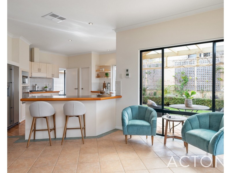 19 Richardson Road, Coogee WA 6166