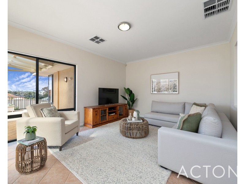 19 Richardson Road, Coogee WA 6166