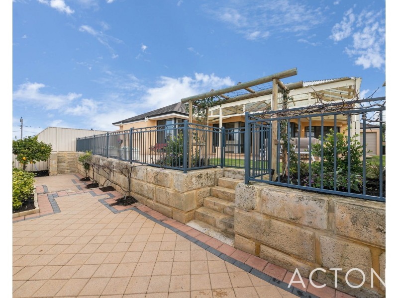 19 Richardson Road, Coogee WA 6166