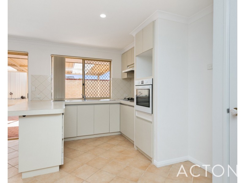 B/17 Daffodil Court, Spearwood WA 6163