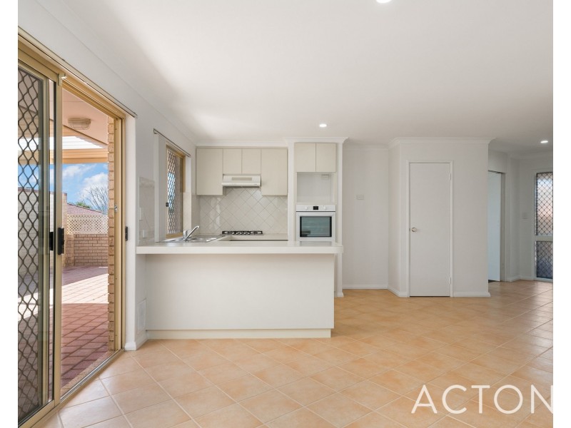 B/17 Daffodil Court, Spearwood WA 6163