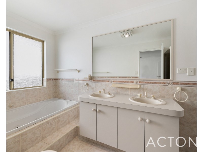 B/17 Daffodil Court, Spearwood WA 6163