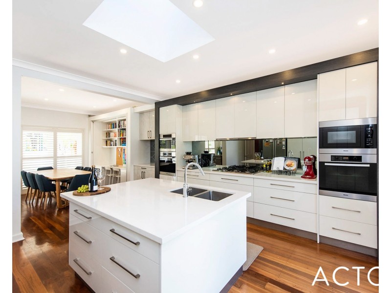 11 Kilkenny Road, Floreat WA 6014