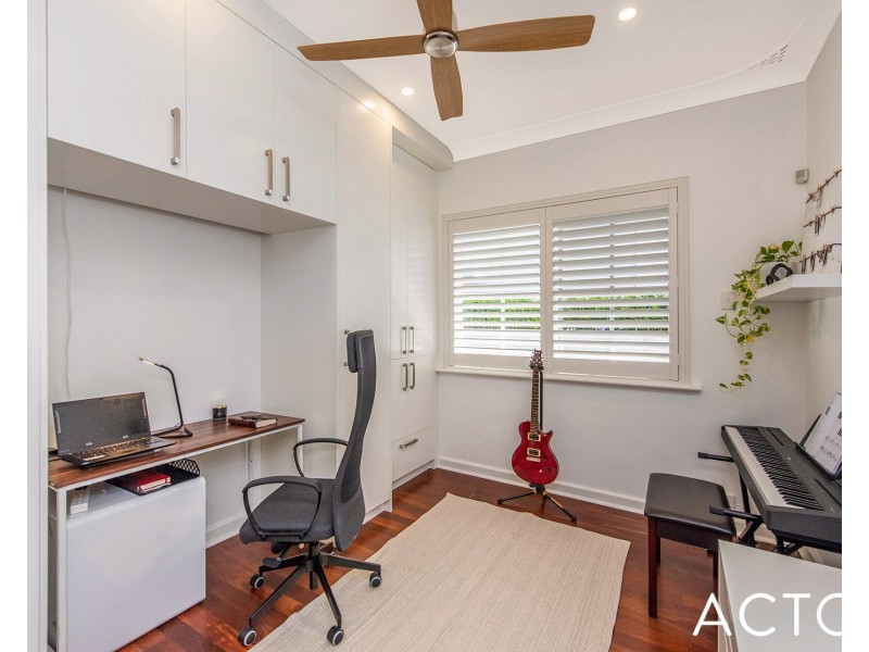 11 Kilkenny Road, Floreat WA 6014