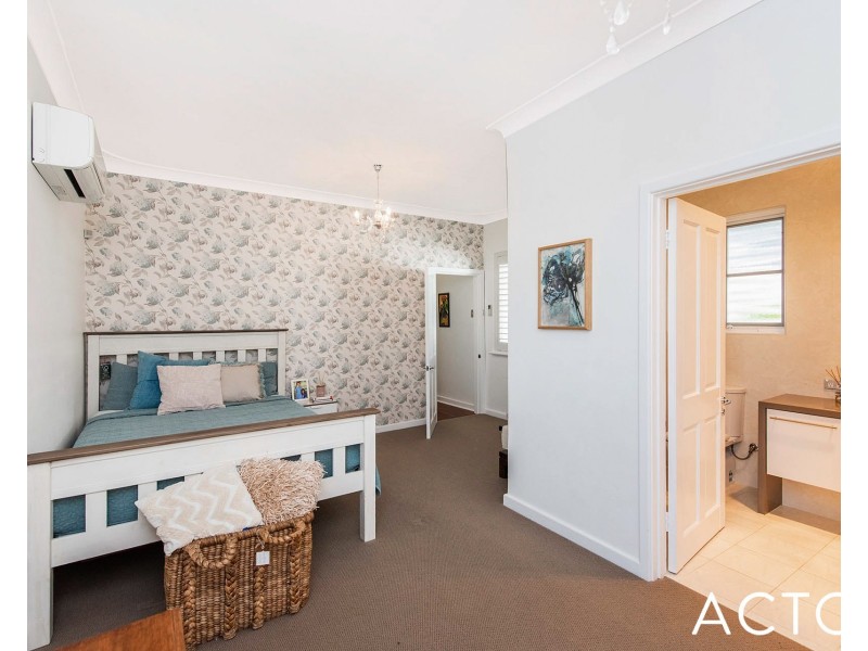 11 Kilkenny Road, Floreat WA 6014