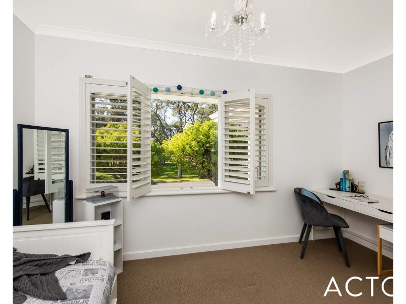 11 Kilkenny Road, Floreat WA 6014