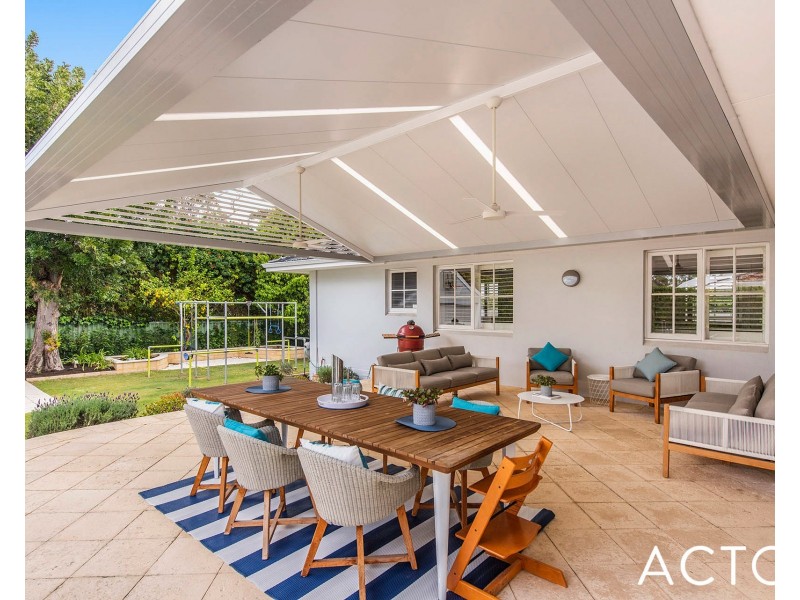11 Kilkenny Road, Floreat WA 6014