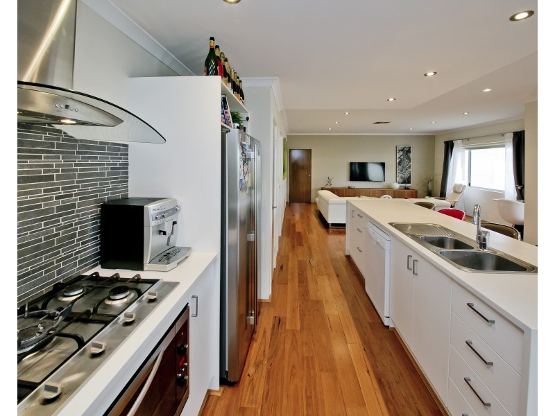 3 Sunbird Way, Gwelup WA 6018