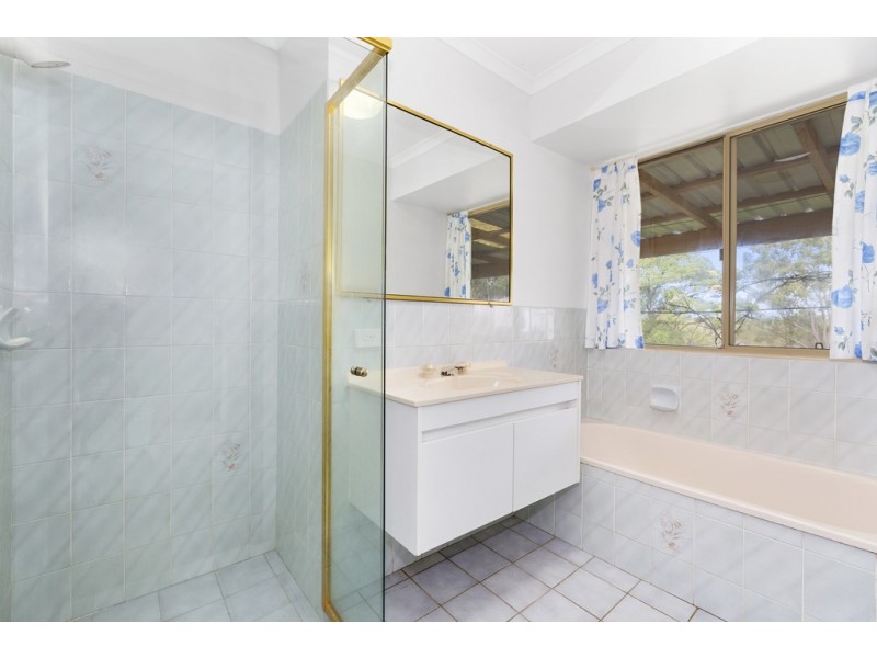 20 Hazelwood Drive, Pottsville NSW 2489