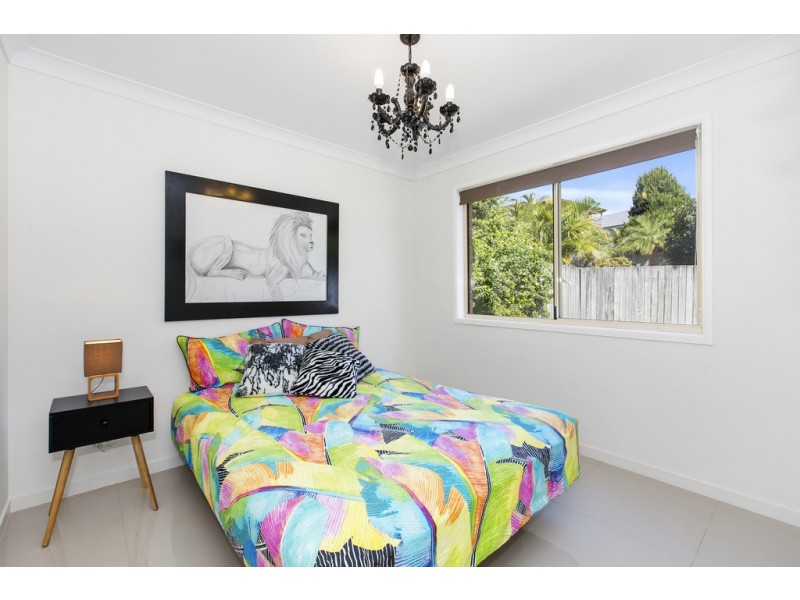 11 Lochlomond Drive, Banora Point NSW 2486