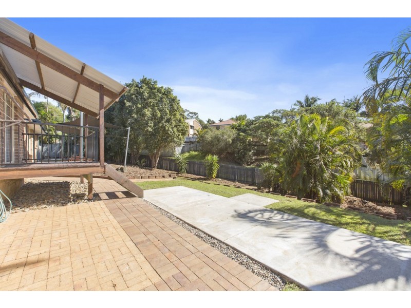 11 Lochlomond Drive, Banora Point NSW 2486