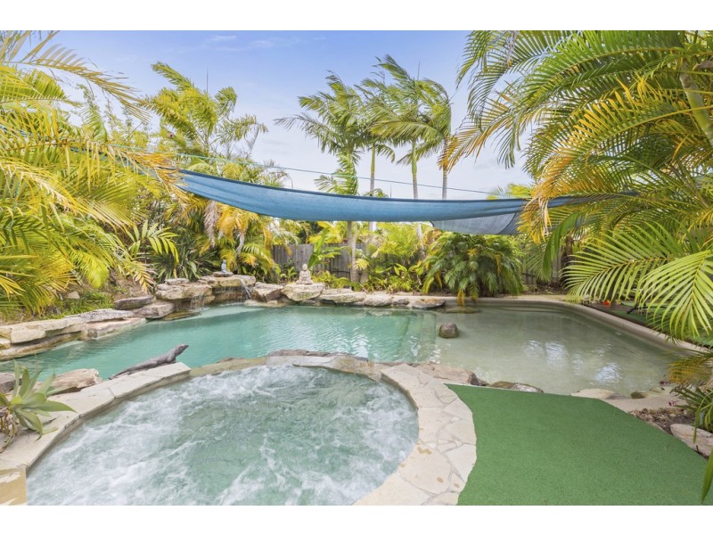 89 Avondale Drive, Banora Point NSW 2486