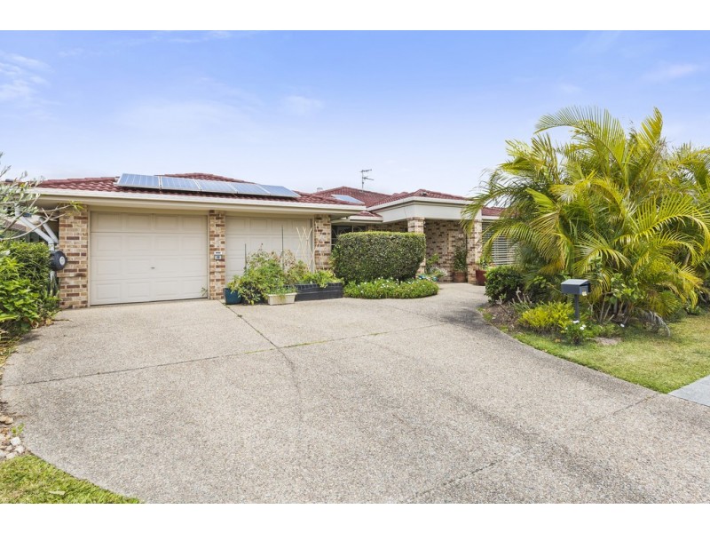 89 Avondale Drive, Banora Point NSW 2486