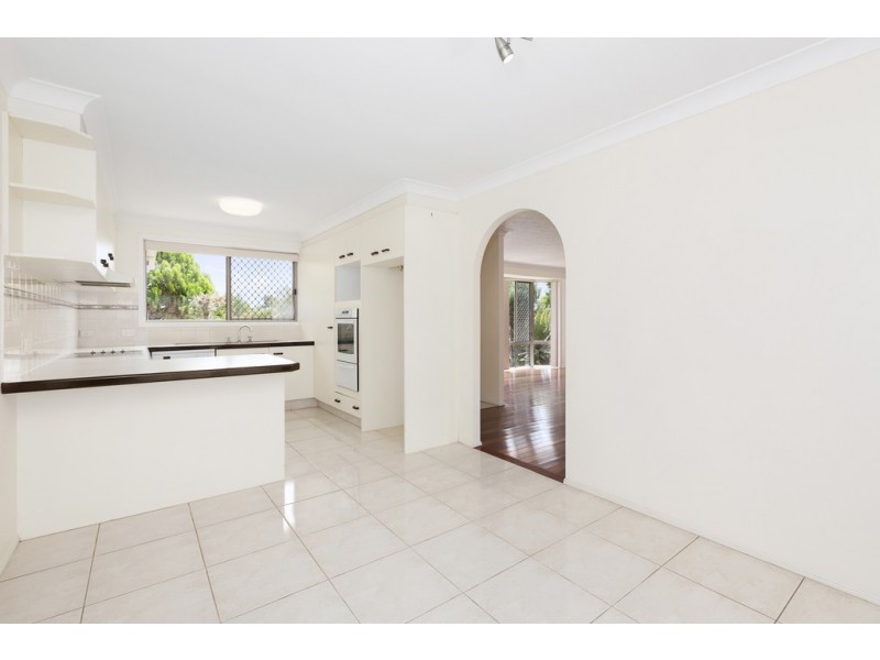 1 Nandina Terrace, Banora Point NSW 2486