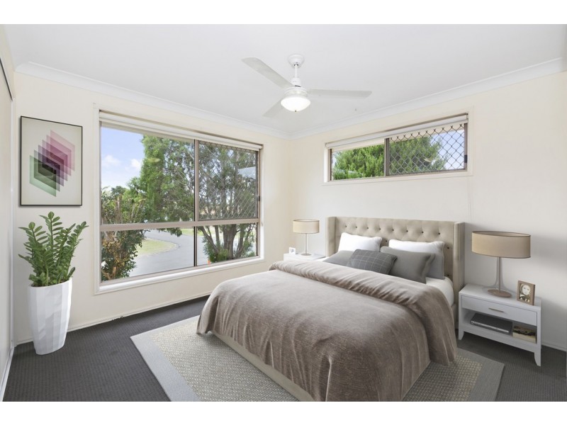 1 Nandina Terrace, Banora Point NSW 2486