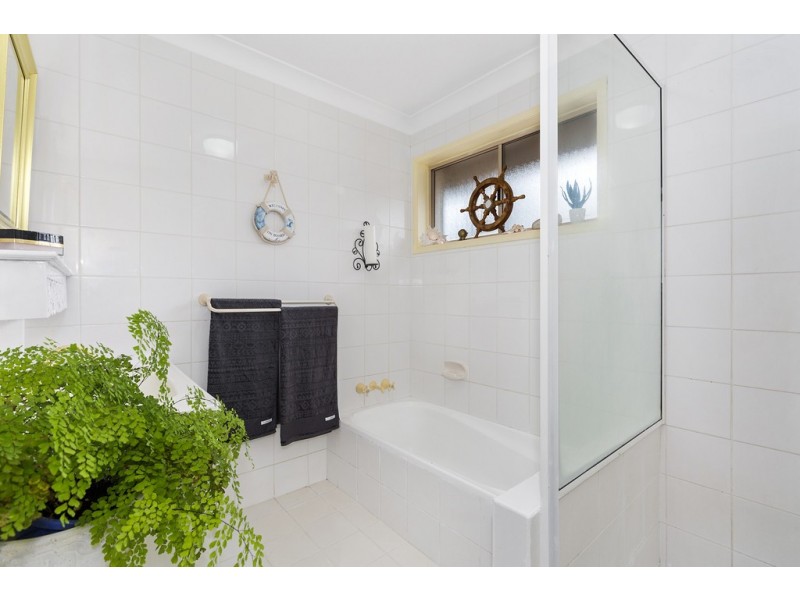 1 / 50 Ash Drive, Banora Point NSW 2486