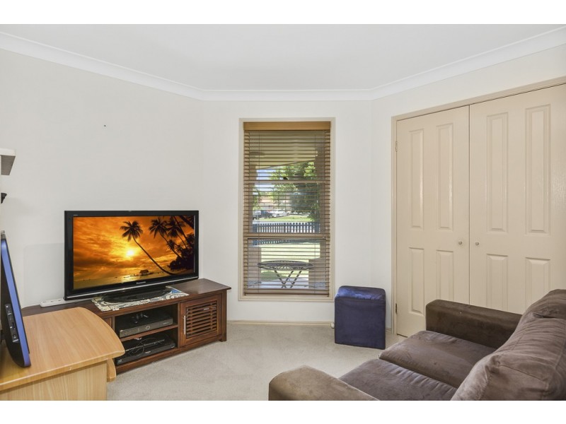 7 Riversdale Boulevard, Banora Point NSW 2486