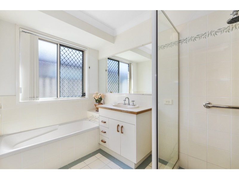 1 / 79 Avondale Drive, Banora Point NSW 2486