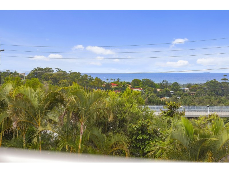 1 Kittiwake Street, Banora Point NSW 2486