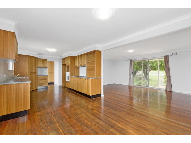 1 Kittiwake Street, Banora Point NSW 2486