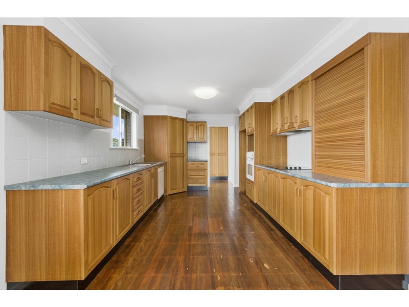 1 Kittiwake Street, Banora Point NSW 2486