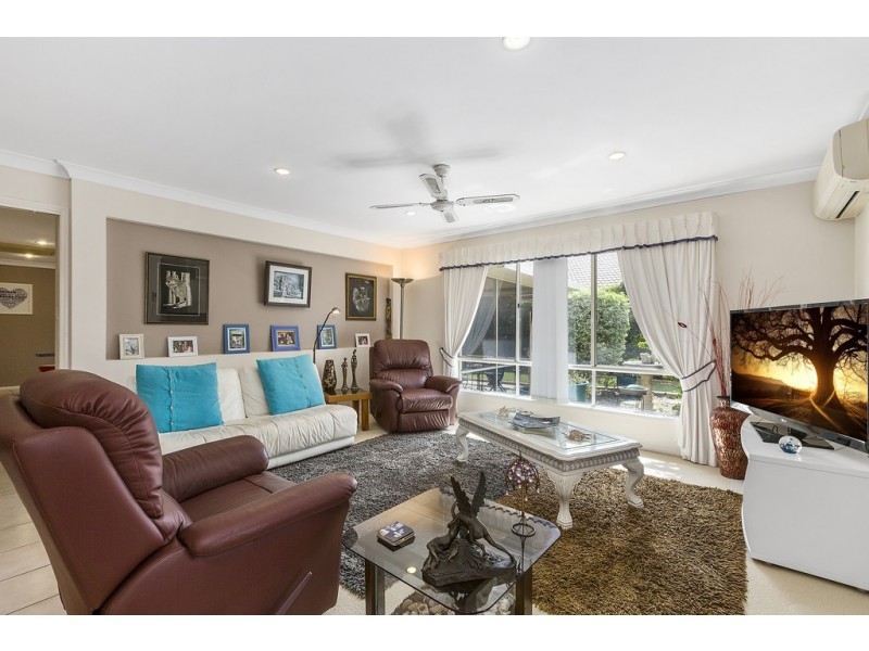 97 Winders Place, Banora Point NSW 2486