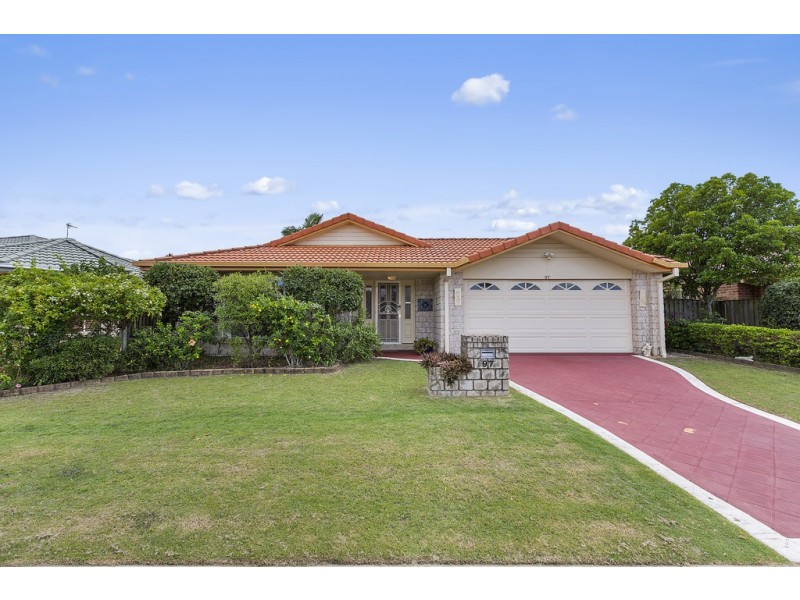 97 Winders Place, Banora Point NSW 2486