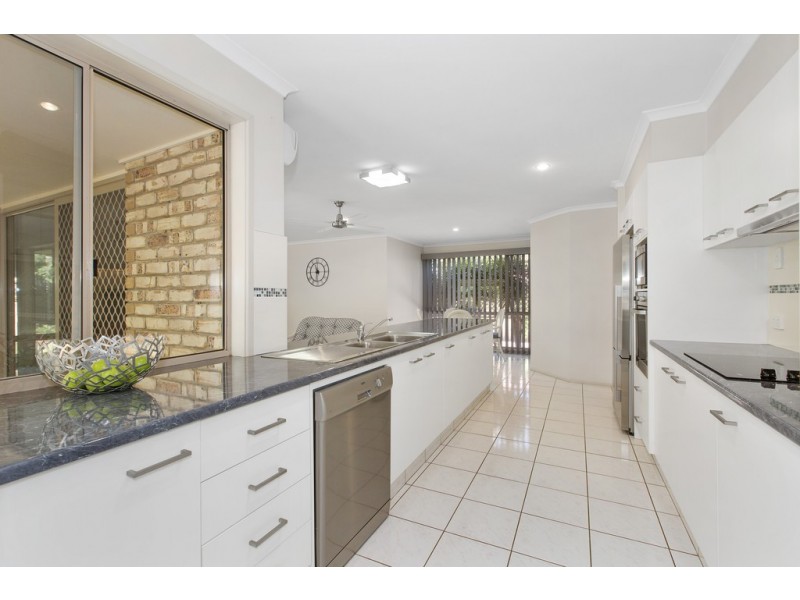 3 Chestnut Drive, Banora Point NSW 2486