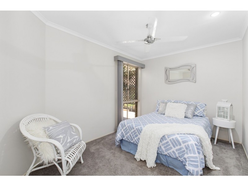 3 Chestnut Drive, Banora Point NSW 2486