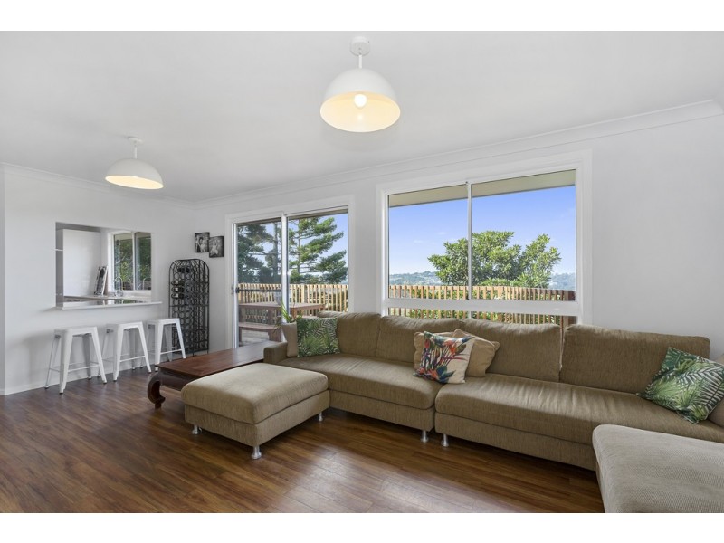 15 Broadwater Esplanade, Bilambil Heights NSW 2486