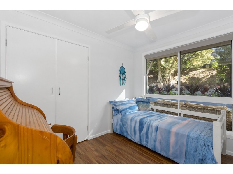 15 Broadwater Esplanade, Bilambil Heights NSW 2486