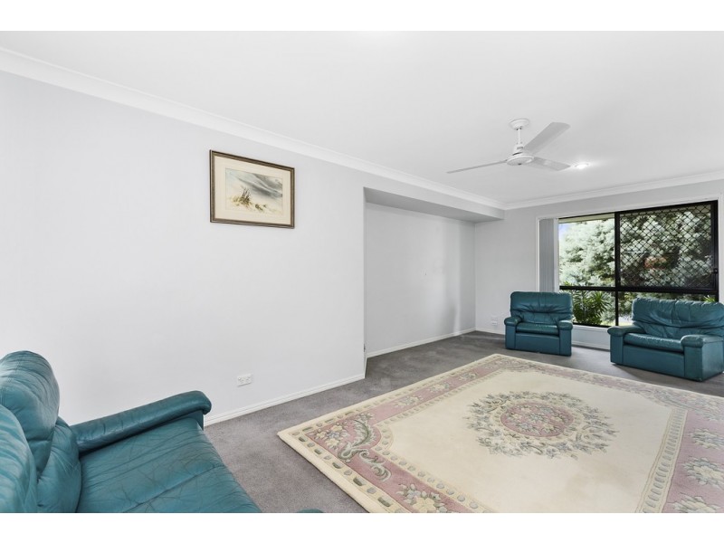 19 Narara Crescent, Banora Point NSW 2486