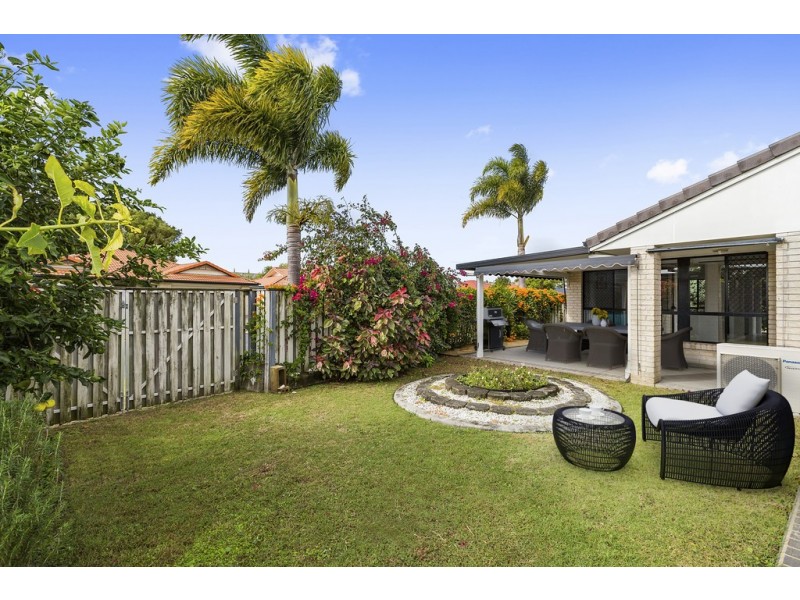 19 Narara Crescent, Banora Point NSW 2486