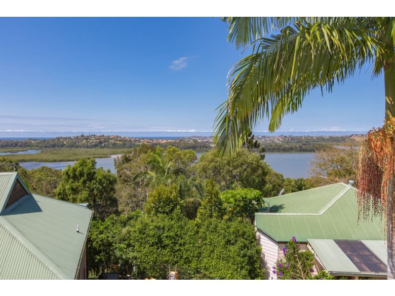 65 Peninsula Drive, Bilambil Heights NSW 2486