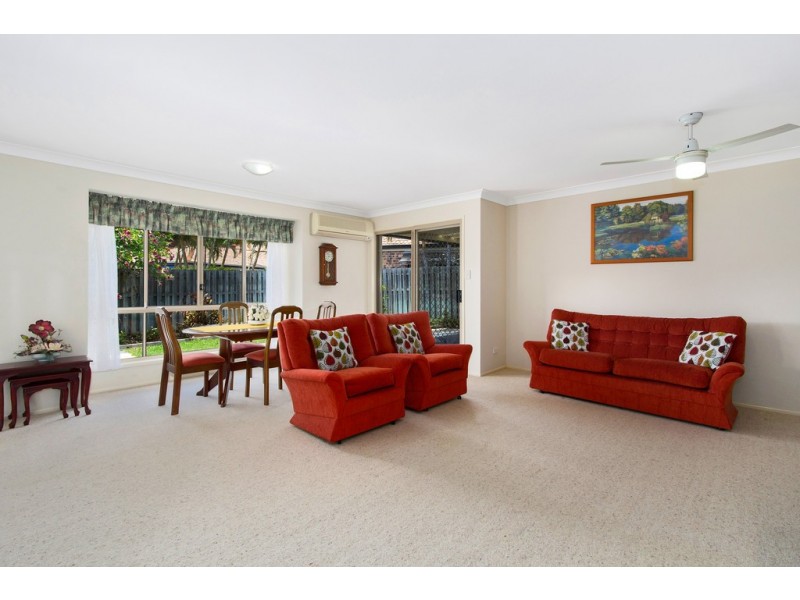 2 / 1 Rosella Close, Tweed Heads South NSW 2486