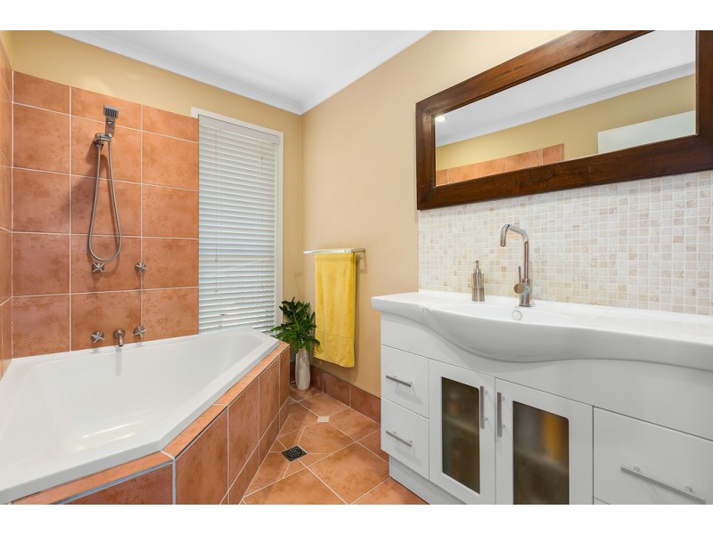 5 Nirimba Court, Bilambil Heights NSW 2486