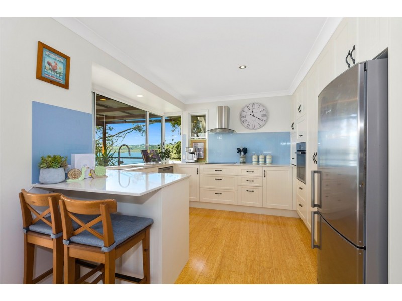 132 Broadwater Esplanade, Bilambil Heights NSW 2486