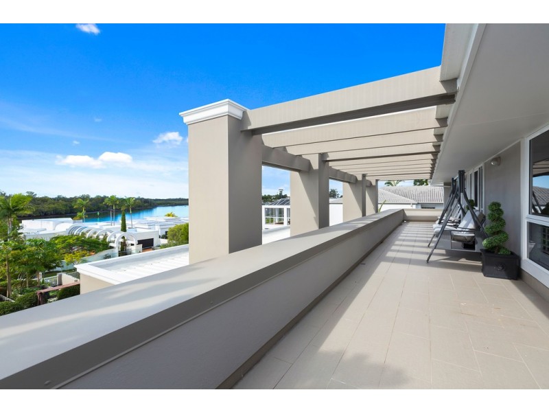 5694 Observation Crescent, Sanctuary Cove QLD 4212
