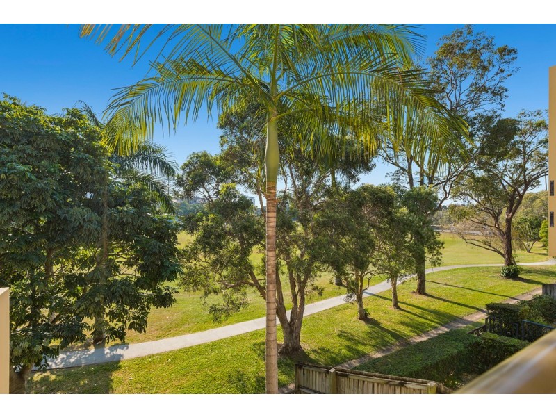 2 / 37 Dixon Street, Coolangatta QLD 4225